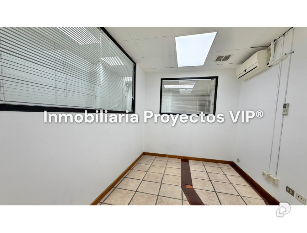 Oficina en Los Palos Grandes, Caracas – 11