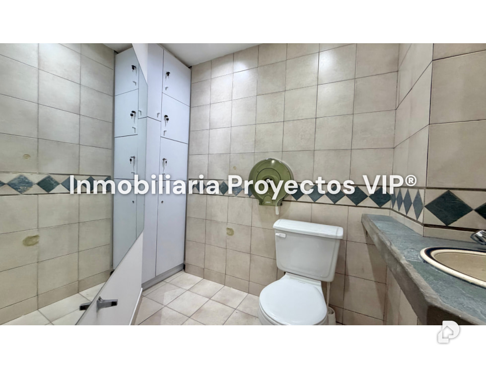 Oficina en Los Palos Grandes, Caracas – 16