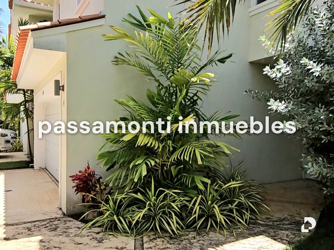Townhouse en Paraiso, Porlamar – 2