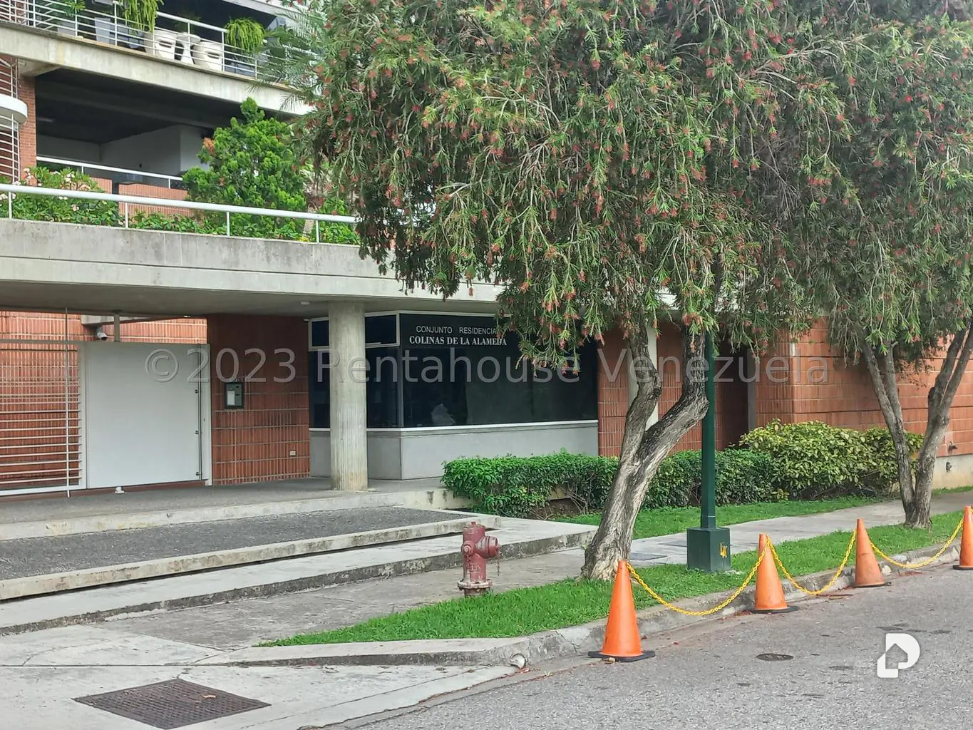 Apartamento en Lomas de La Alameda, Caracas – 3