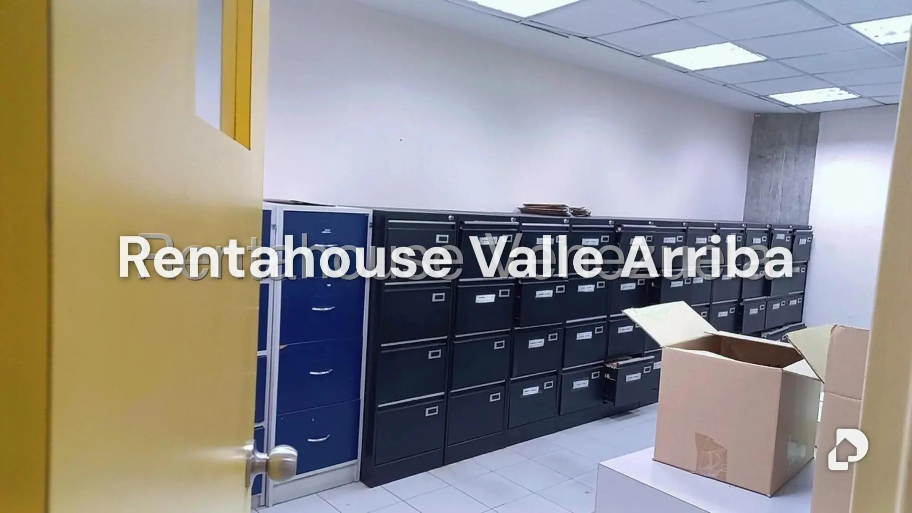Local comercial en Los Cortijos de Lourdes, Caracas – 15