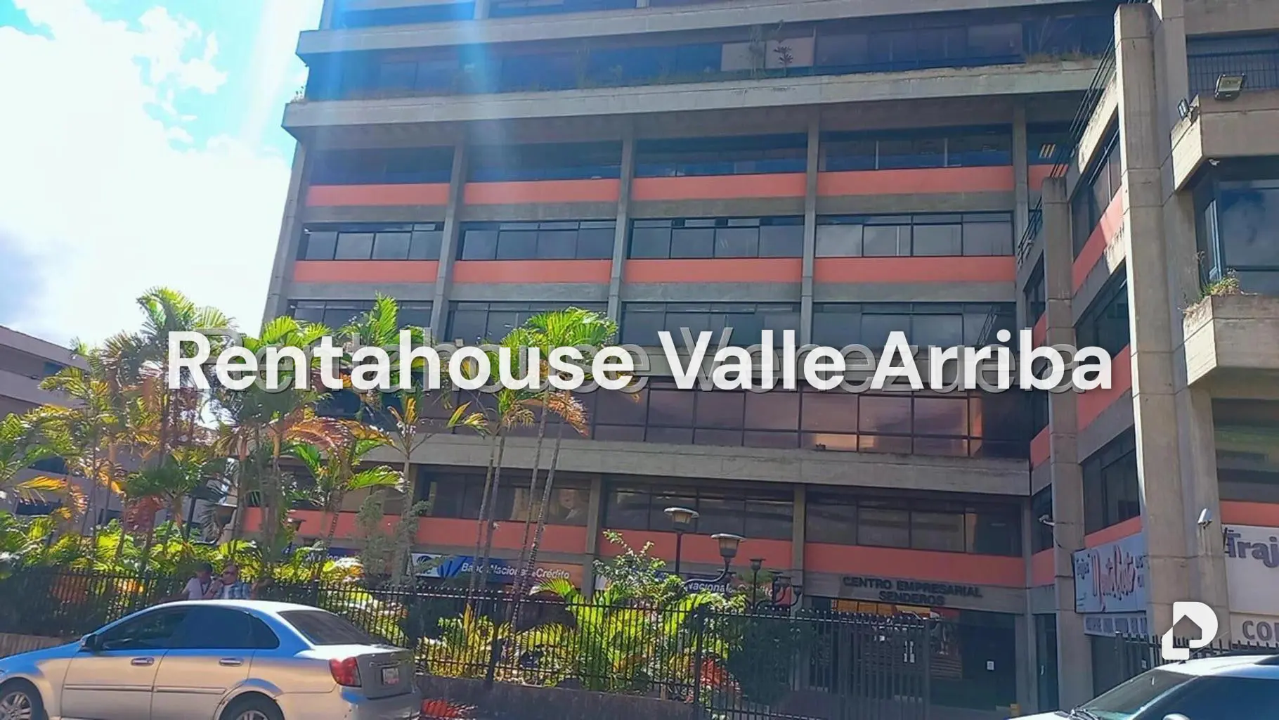 Local comercial en Los Cortijos de Lourdes, Caracas – 29