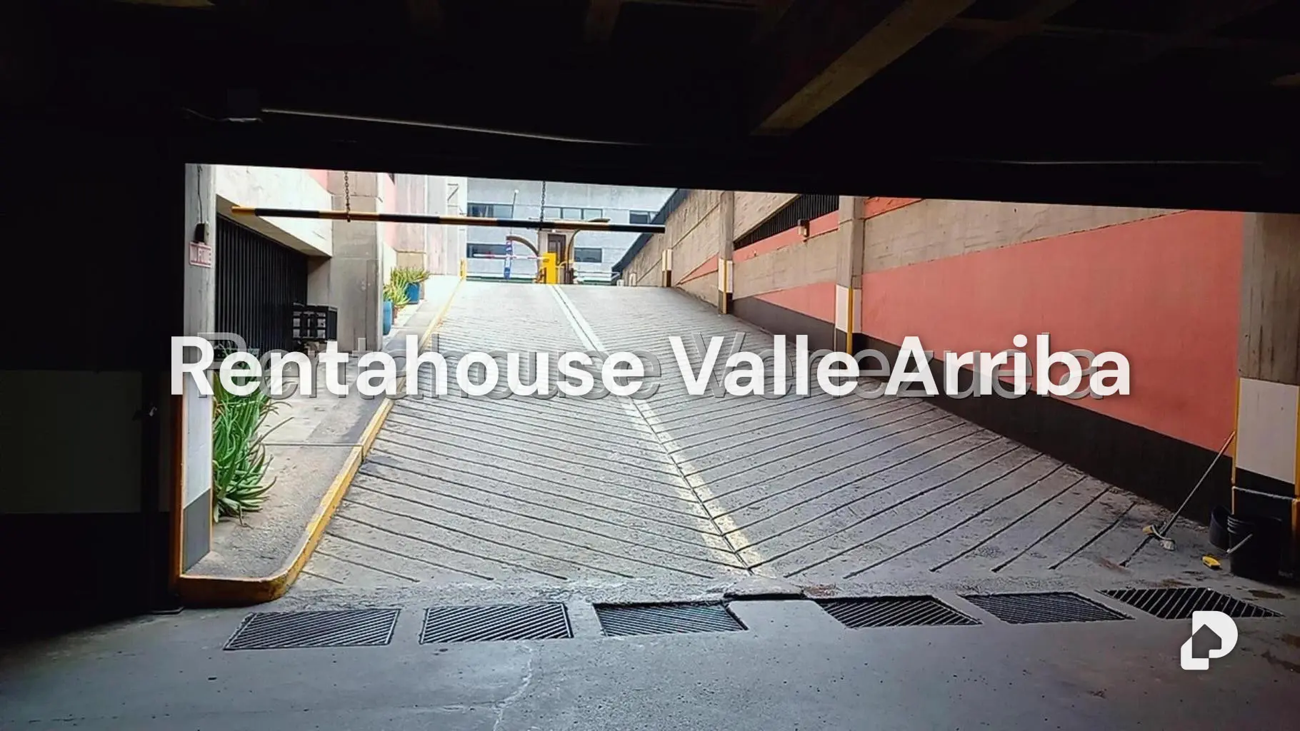 Local comercial en Los Cortijos de Lourdes, Caracas – 20
