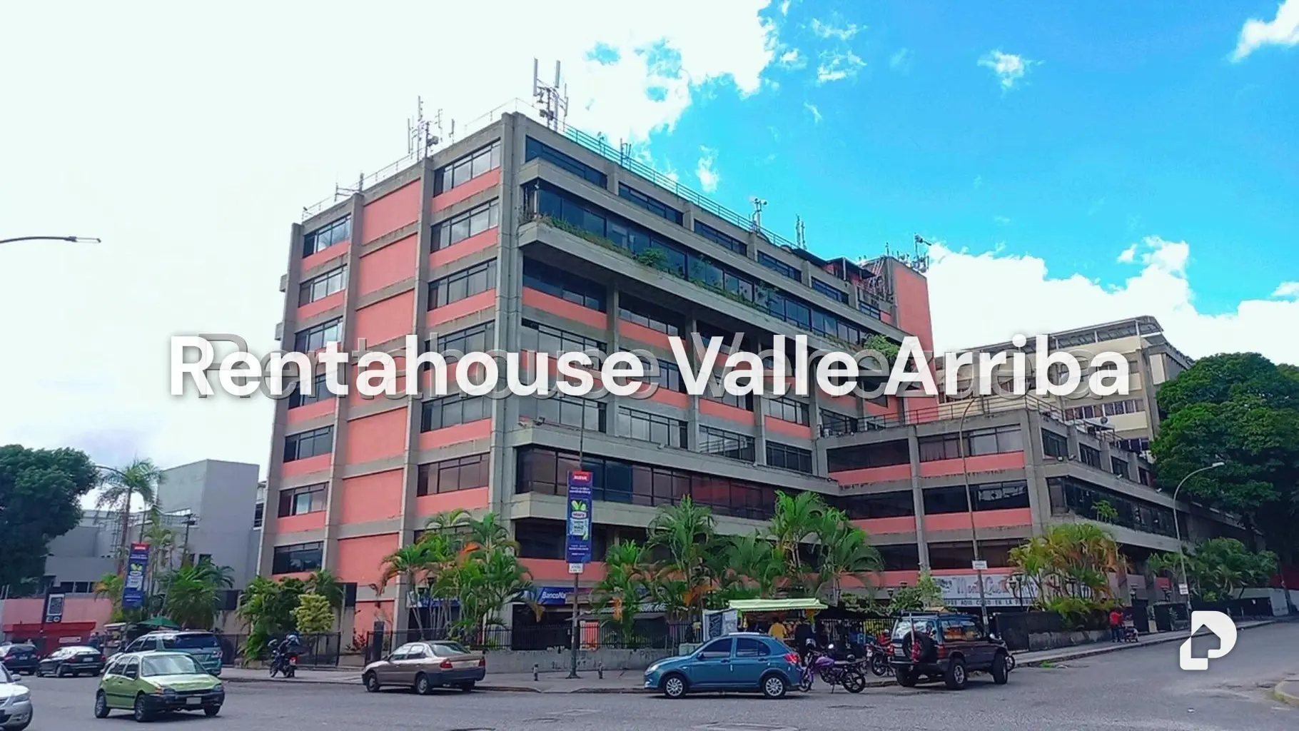 Local comercial en Los Cortijos de Lourdes, Caracas – 1