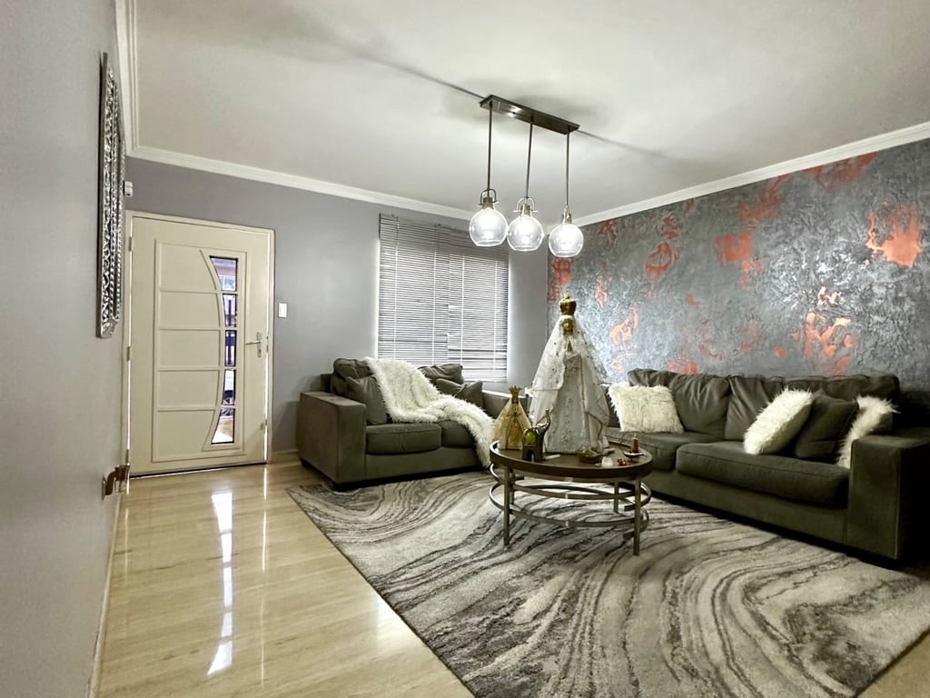 Townhouse en Juanico, Maturín - 1