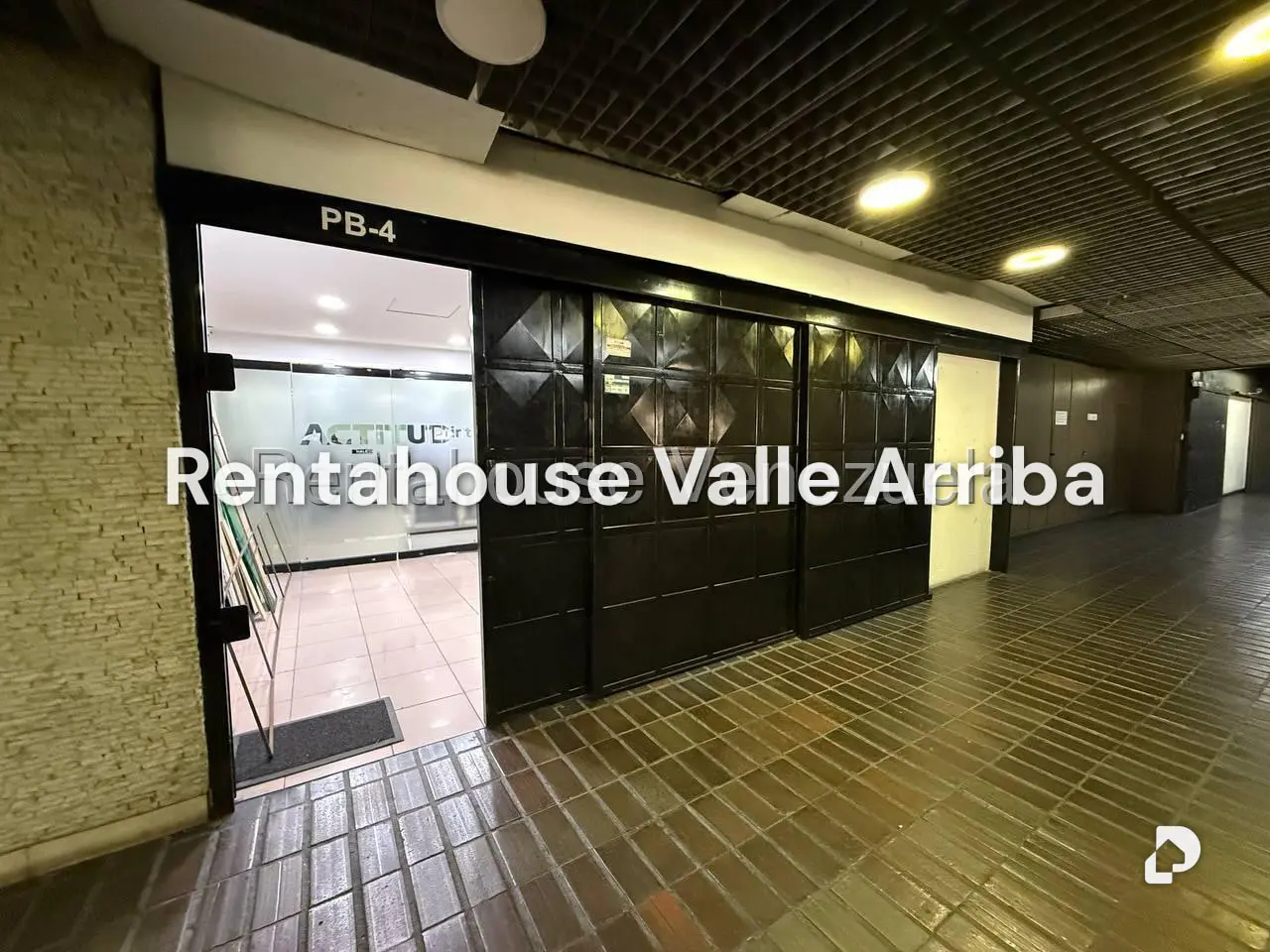 Local comercial en El Marqués, Caracas – 11