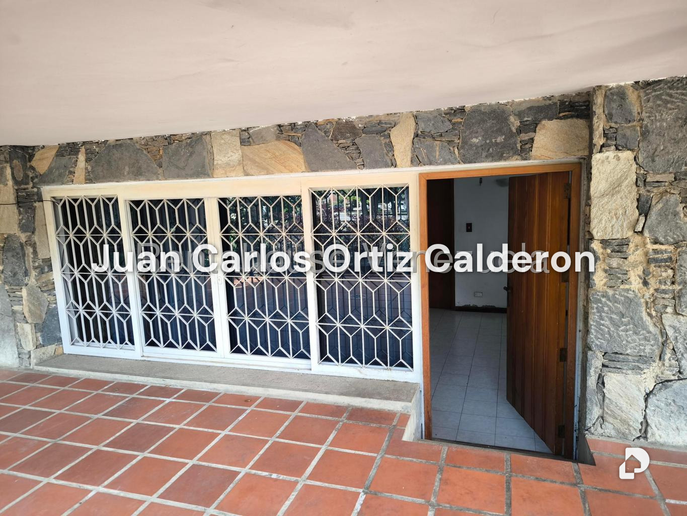 House in Cumbres de Curumo, Caracas – 12