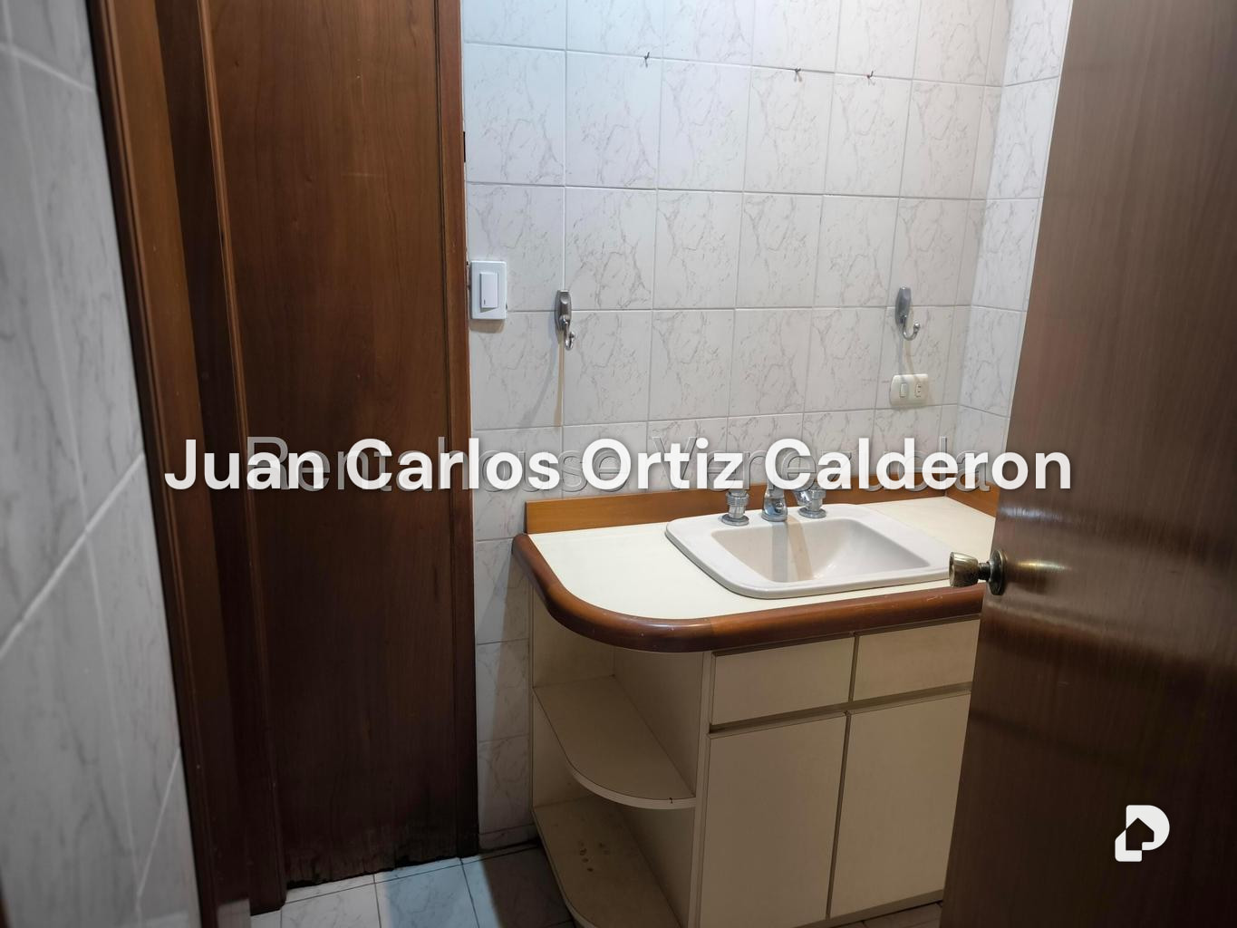 House in Cumbres de Curumo, Caracas – 16