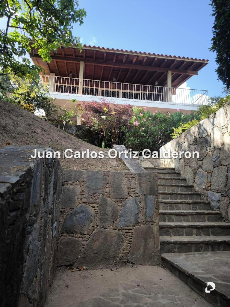 House in Cumbres de Curumo, Caracas – 6