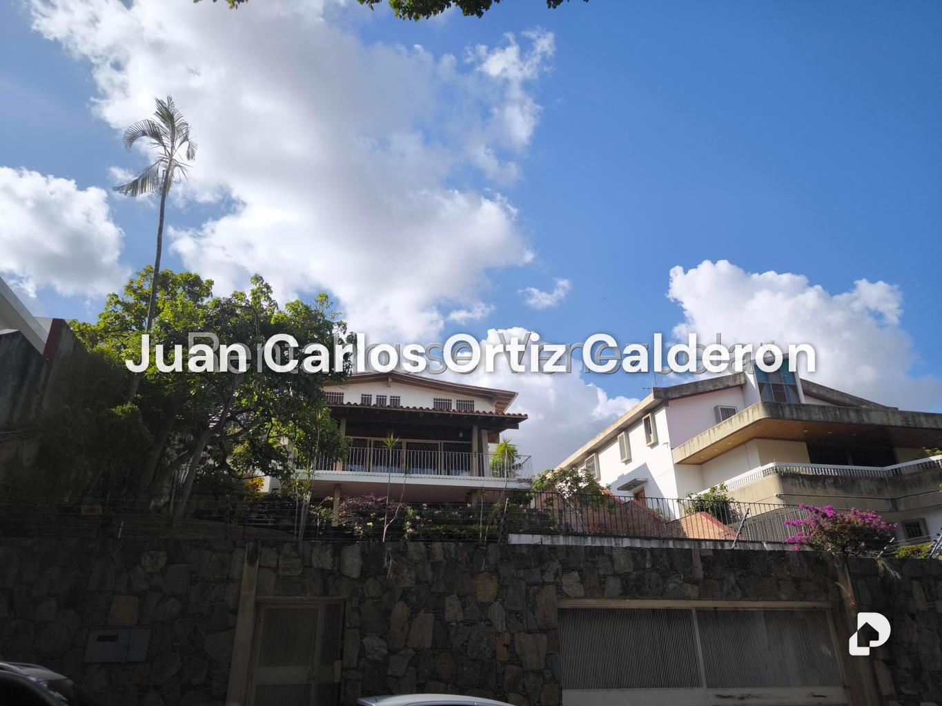 House in Cumbres de Curumo, Caracas – 2