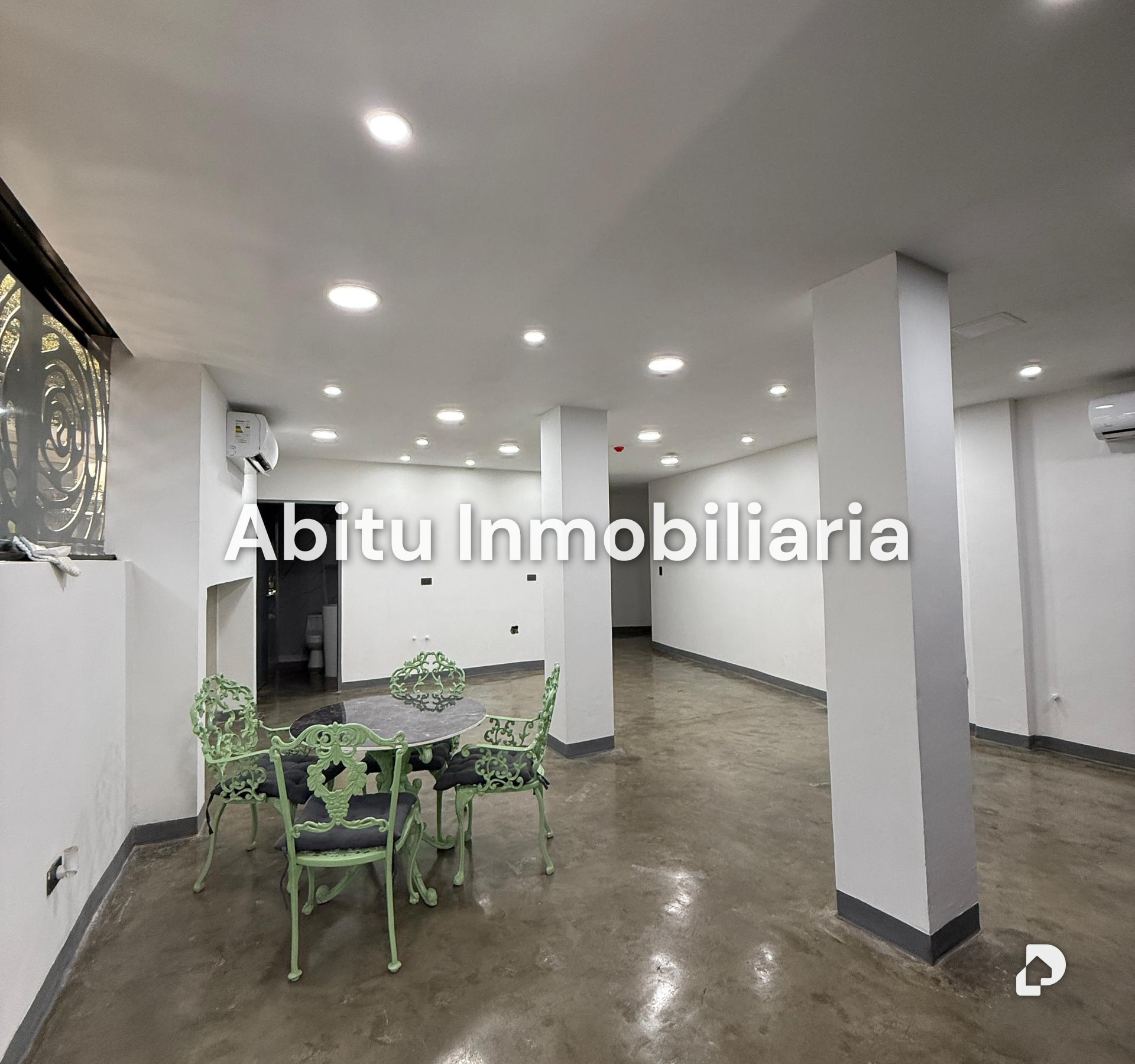 Local comercial en San Román, Caracas – 8
