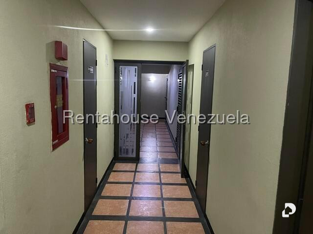 Apartamento en Lomas del Avila, Caracas – 13