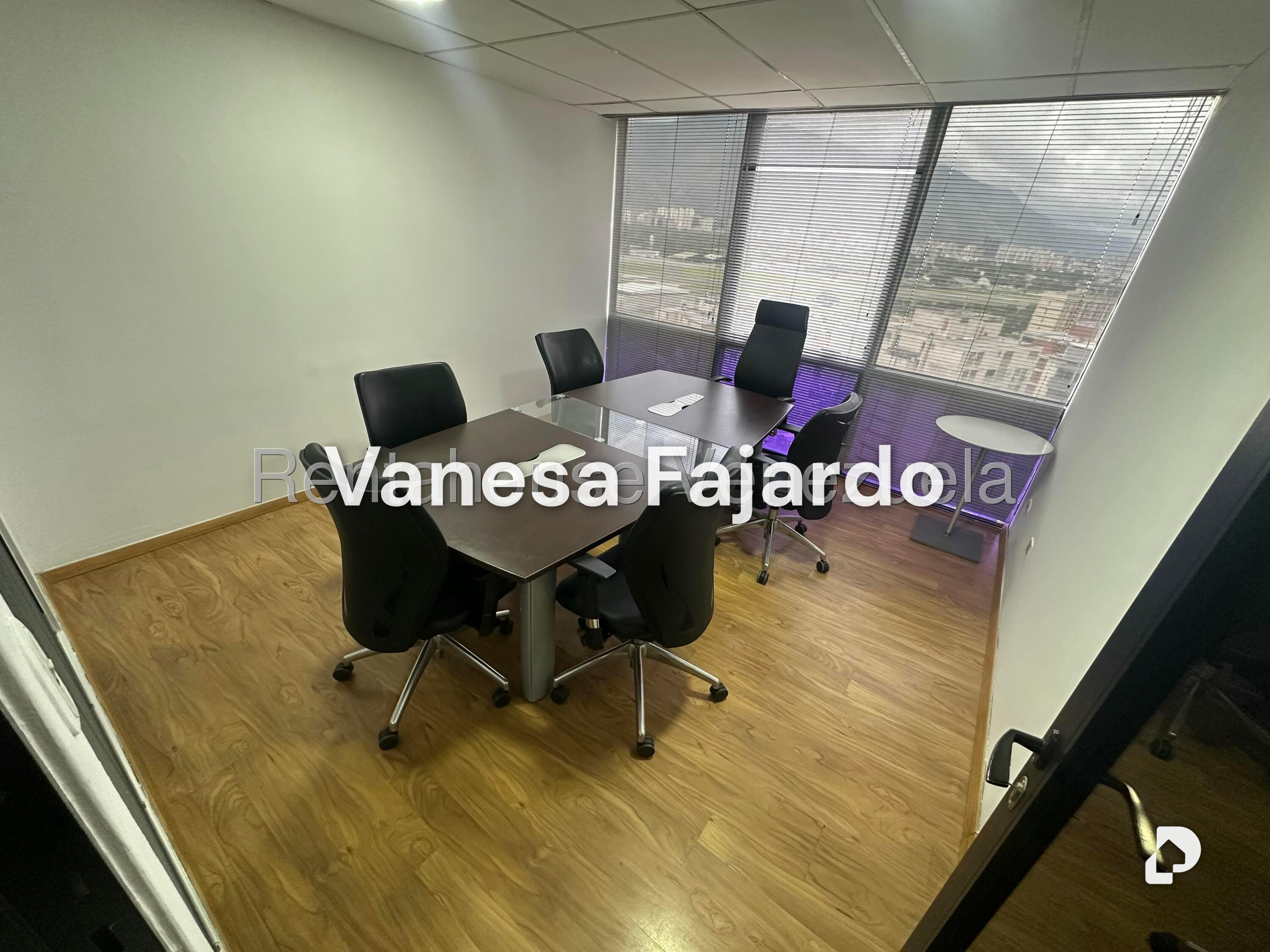 Oficina en Chuao, Caracas – 9