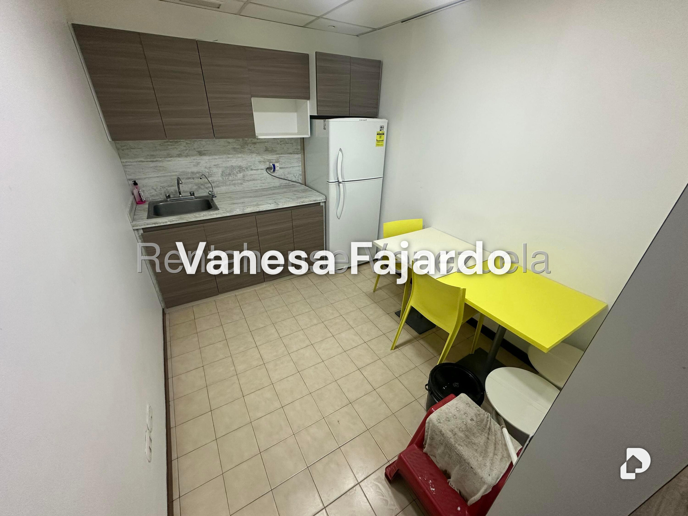 Oficina en Chuao, Caracas – 20
