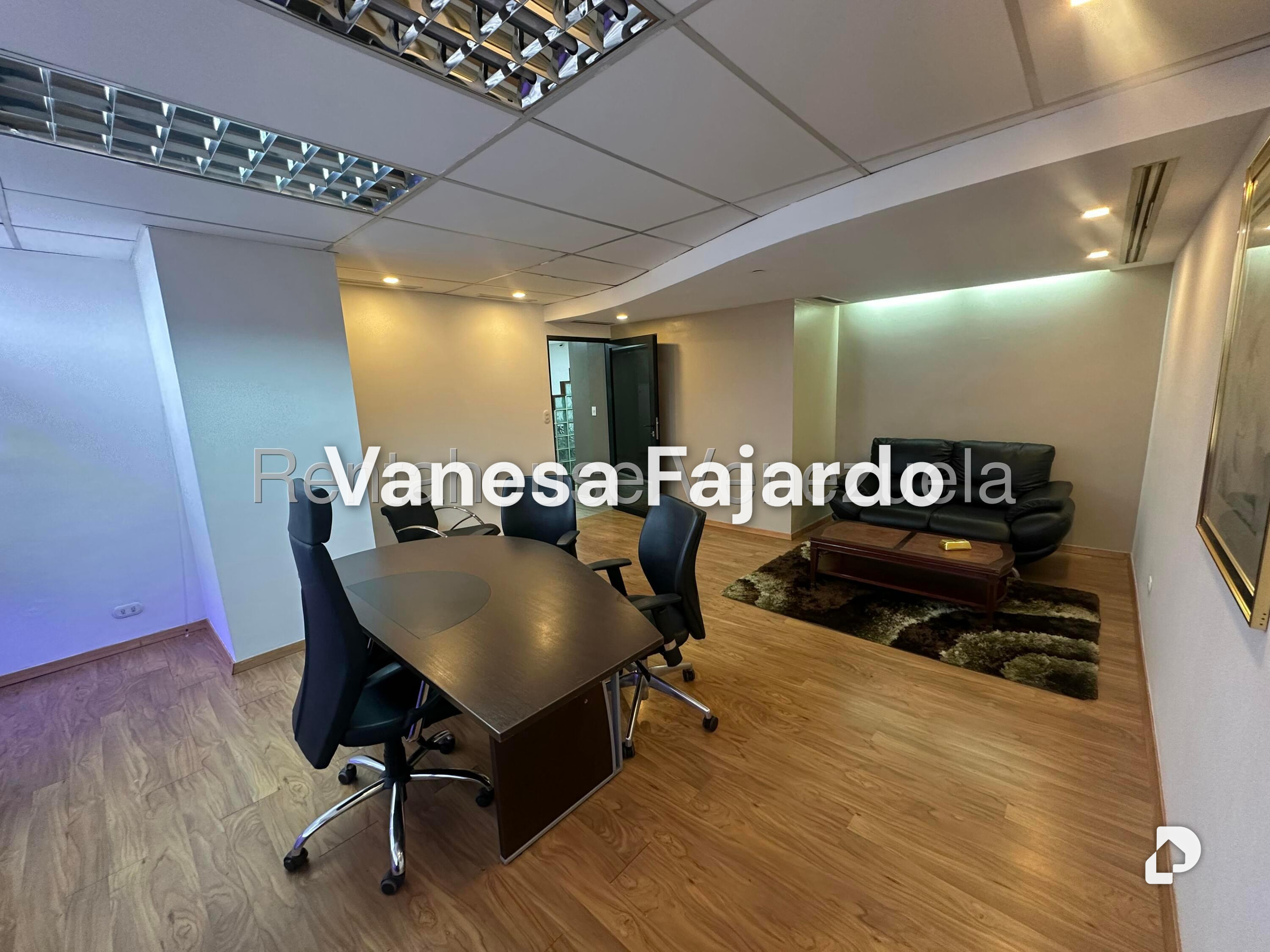 Oficina en Chuao, Caracas – 13