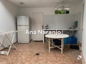 House in Prados del Este, Caracas – 2