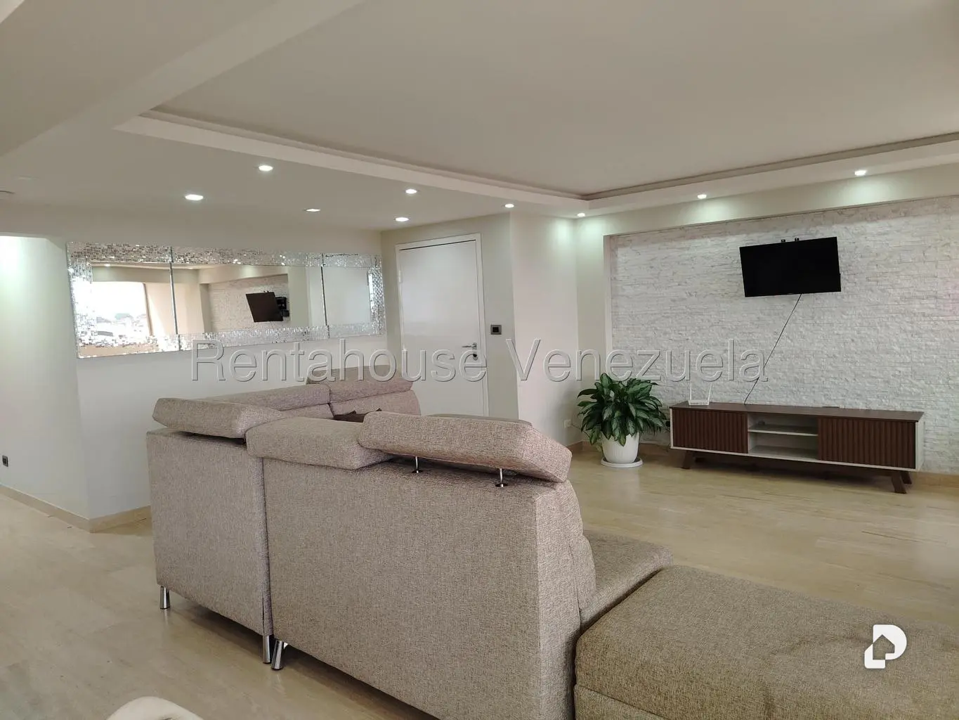 Apartamento en Terrazas del Ávila, Caracas – 8