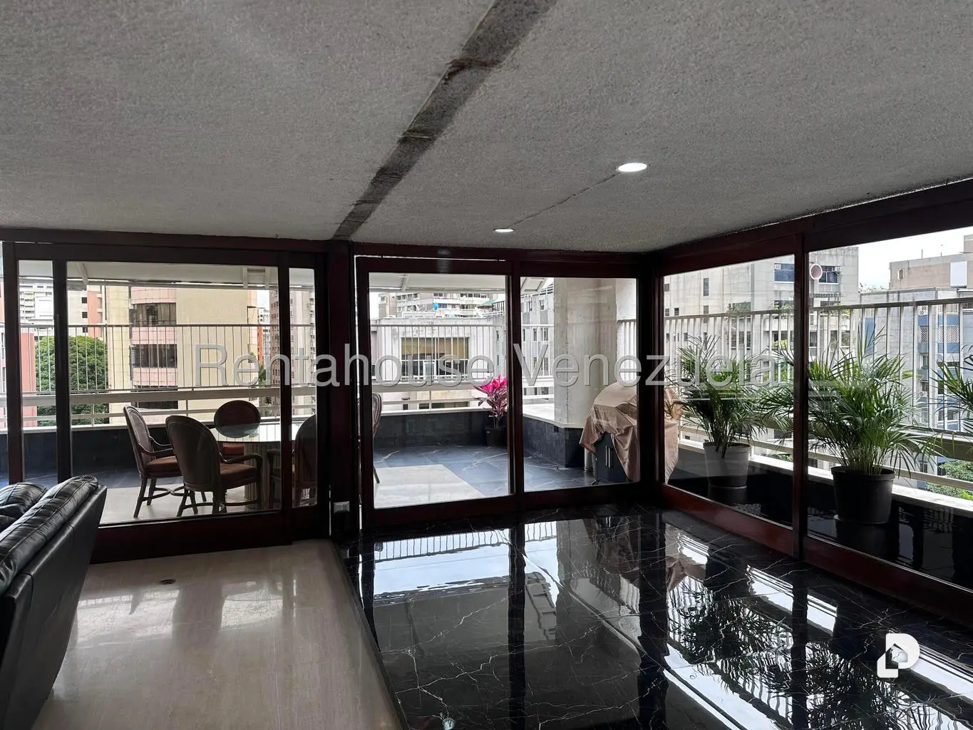 Apartamento en La Florida, Caracas – 10