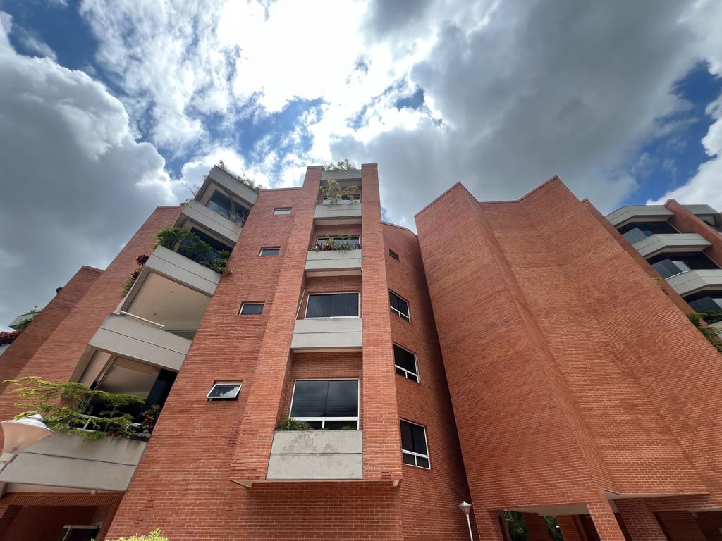 Apartment in Altamira, Caracas - 1