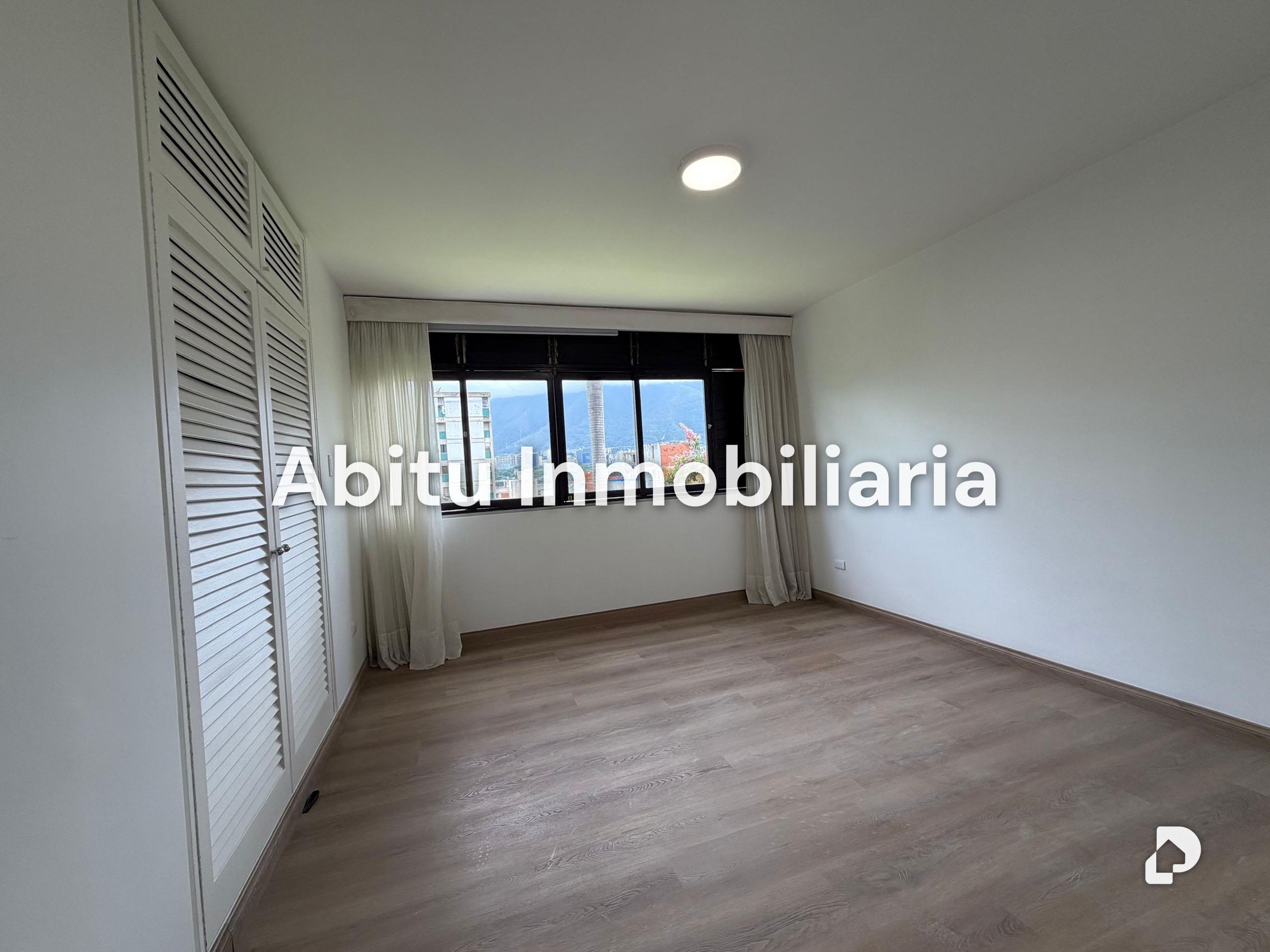 Apartamento en Lomas de Chuao, Caracas – 9