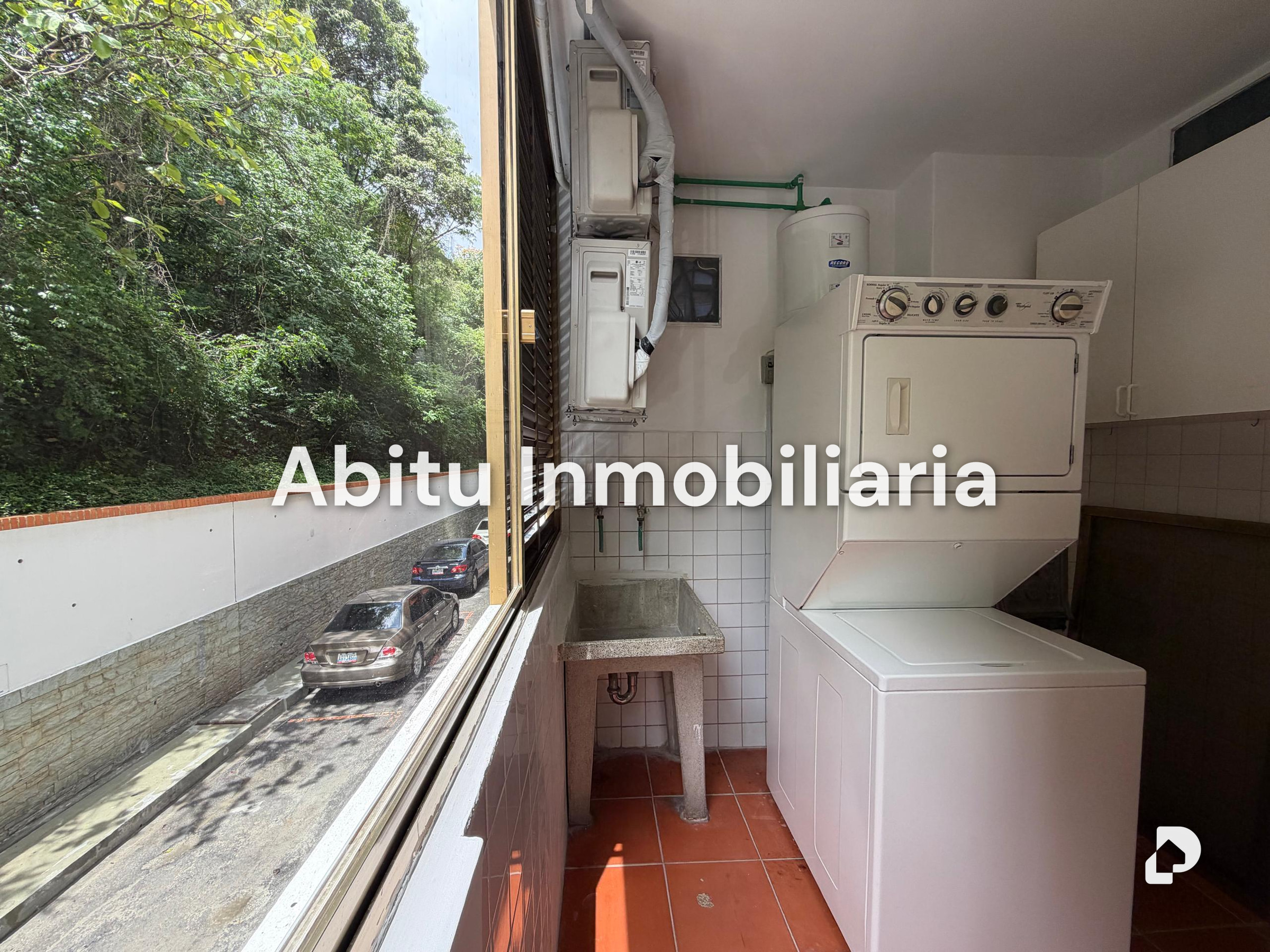 Apartamento en Lomas de Chuao, Caracas – 19
