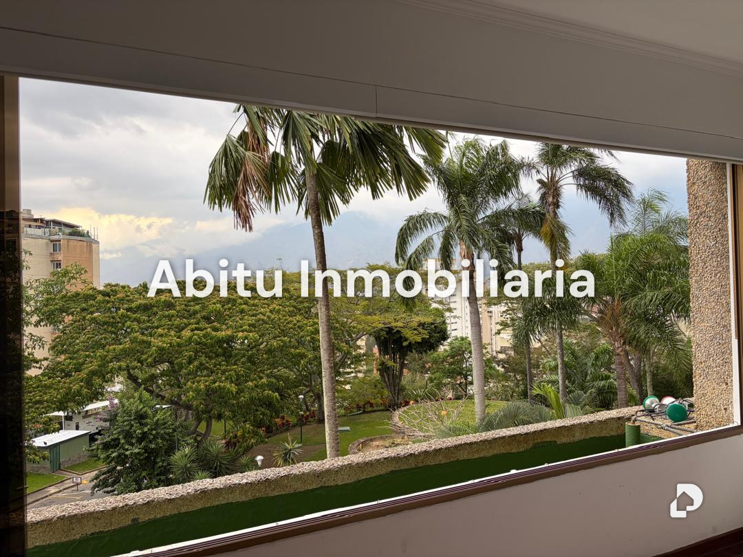Apartamento en Lomas de Chuao, Caracas – 1
