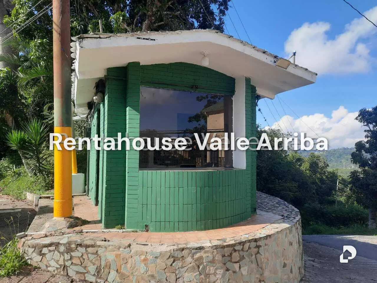 Terreno en Los Robles, Caracas – 2