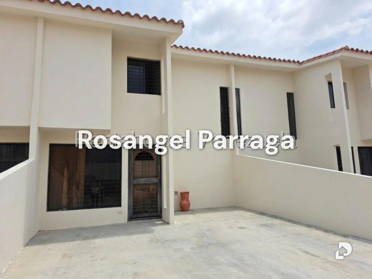 Townhouse en Ciudad Alianza, Guacara – 1