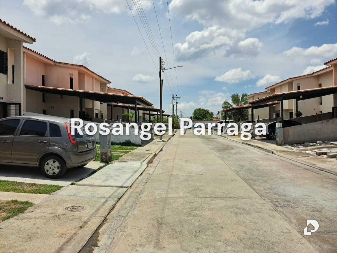 Townhouse en Ciudad Alianza, Guacara – 11