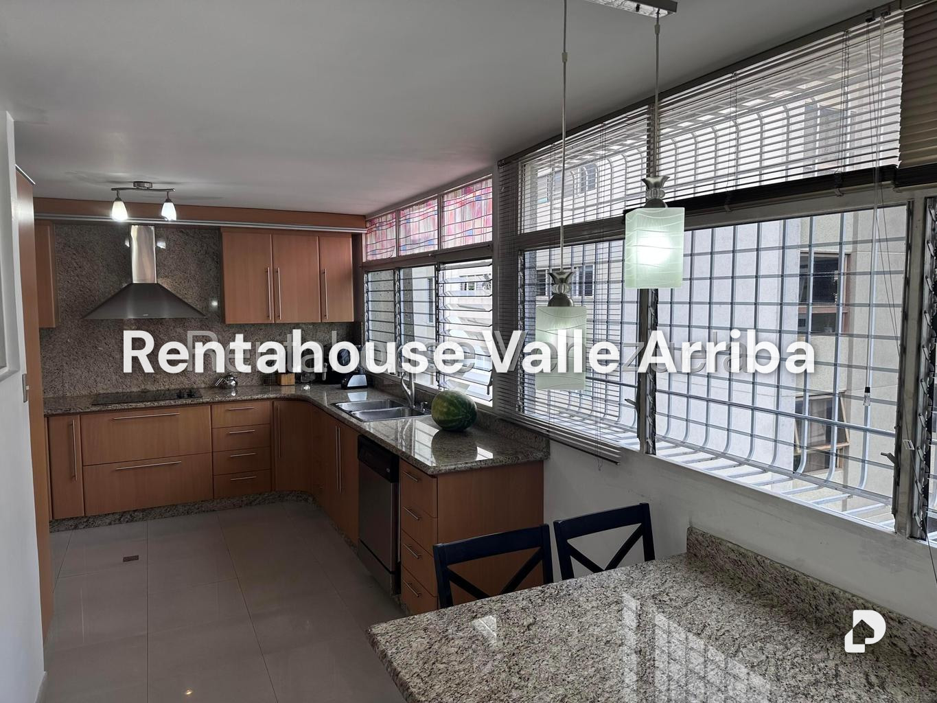 Apartamento en La Florida, Caracas – 18