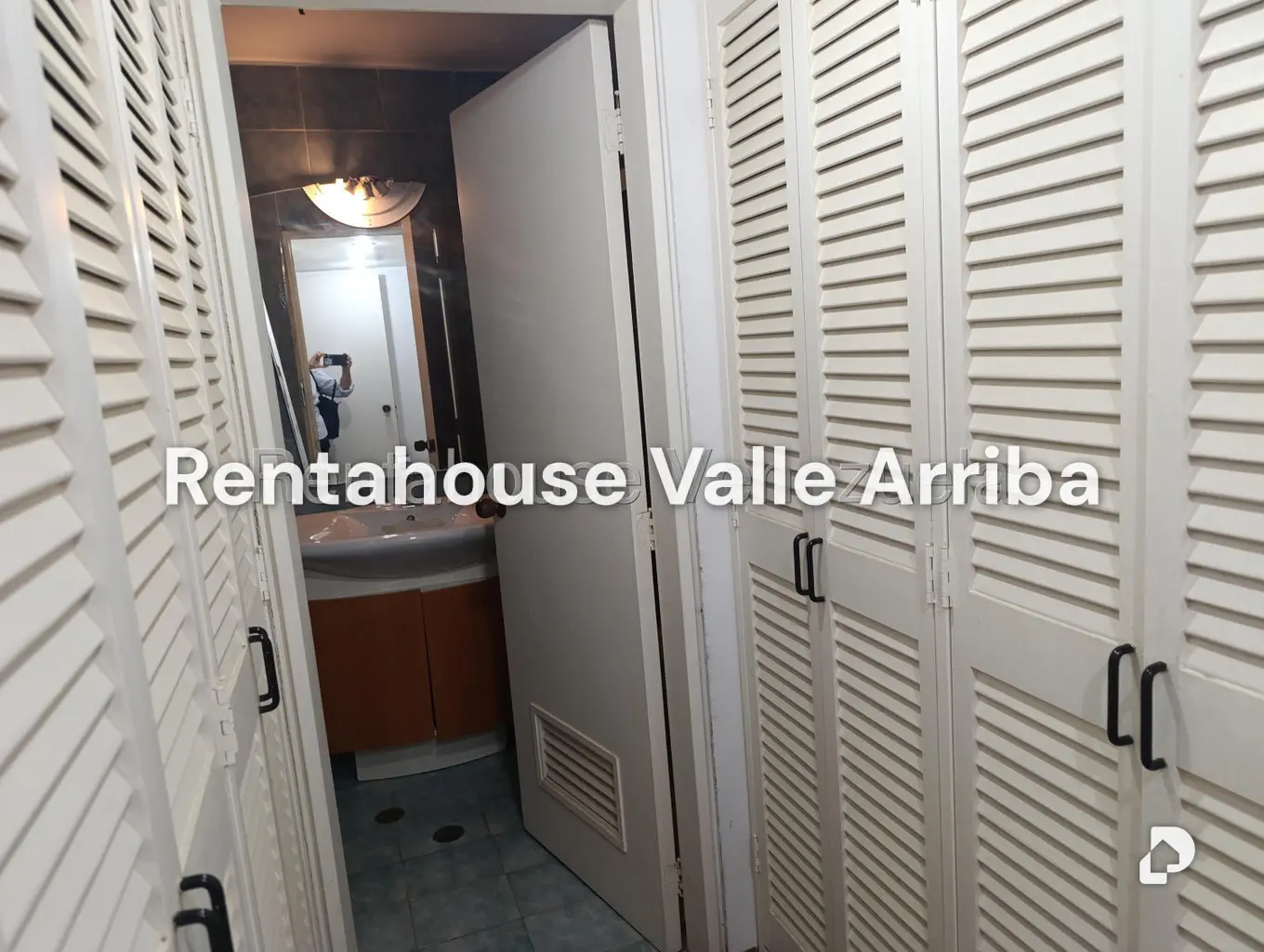 Apartamento en Alto Prado, Caracas – 11