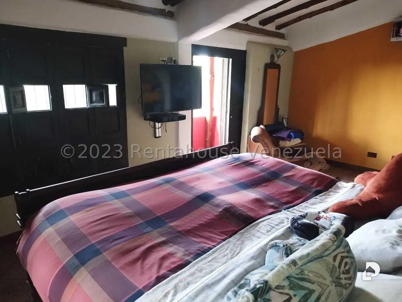 Casa en Oripoto, Caracas – 18