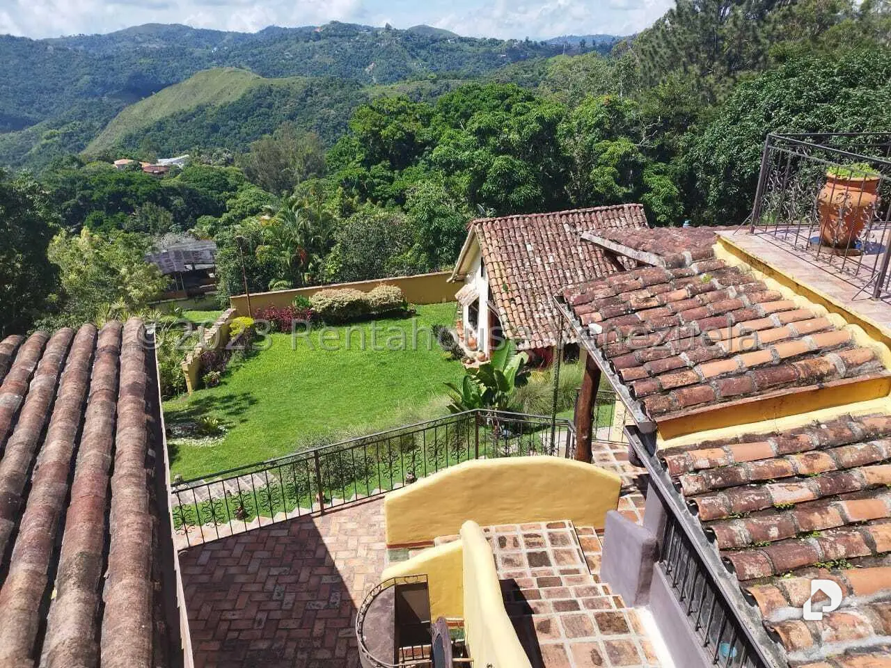 Casa en Oripoto, Caracas – 8