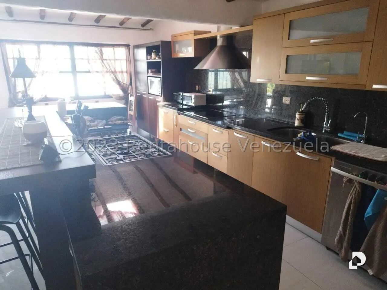 Casa en Oripoto, Caracas – 15