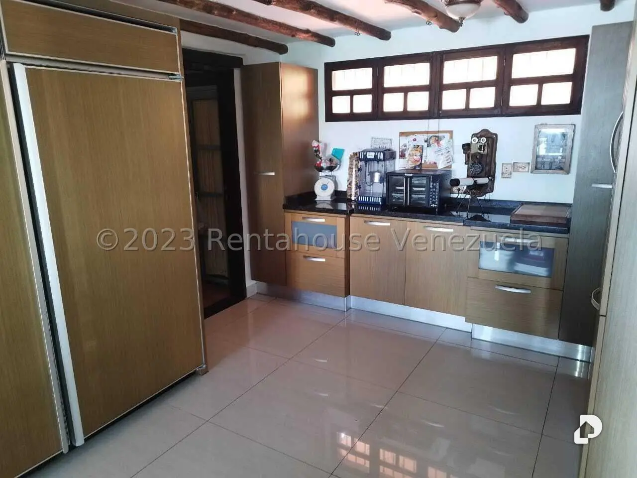 Casa en Oripoto, Caracas – 16