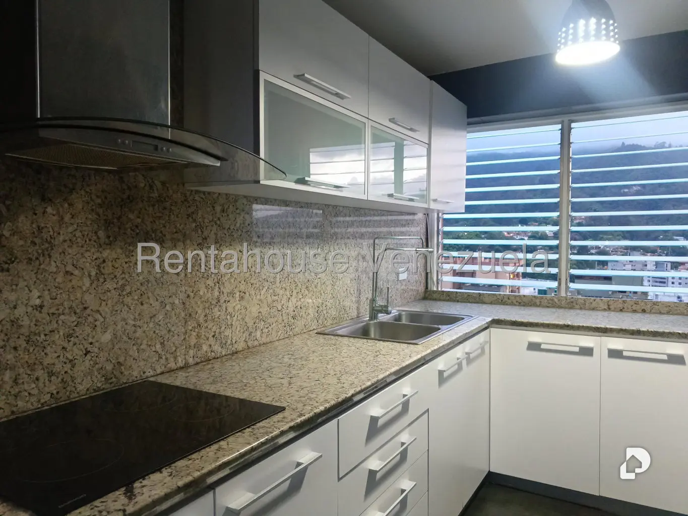 Apartamento en El Cigarral, Caracas – 12