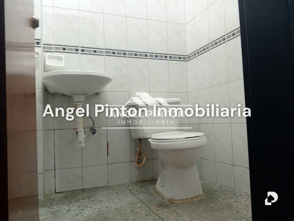 Local comercial en Carrera 27, Barquisimeto – 6