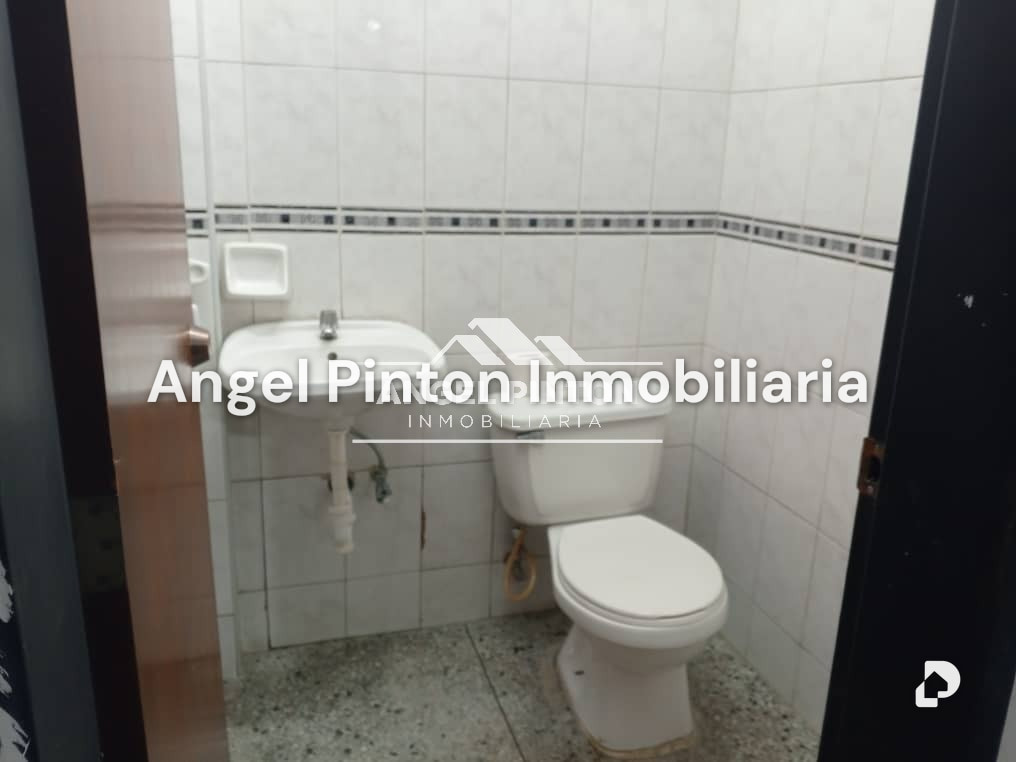 Local comercial en Carrera 27, Barquisimeto – 5