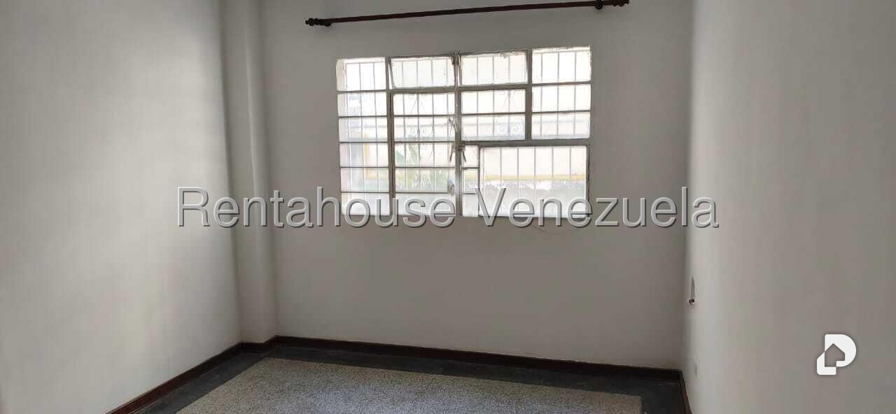 Apartamento en Los Palos Grandes, Caracas – 9
