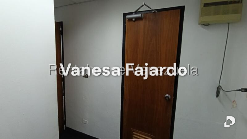 Oficina en Chuao, Caracas – 15