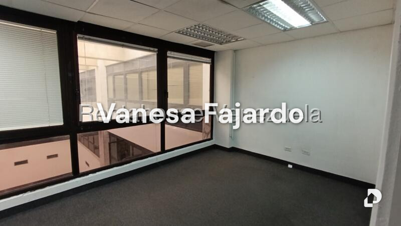 Oficina en Chuao, Caracas – 21