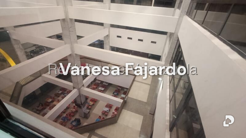 Oficina en Chuao, Caracas – 23