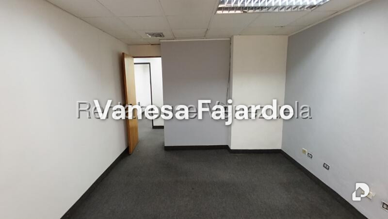 Oficina en Chuao, Caracas – 14