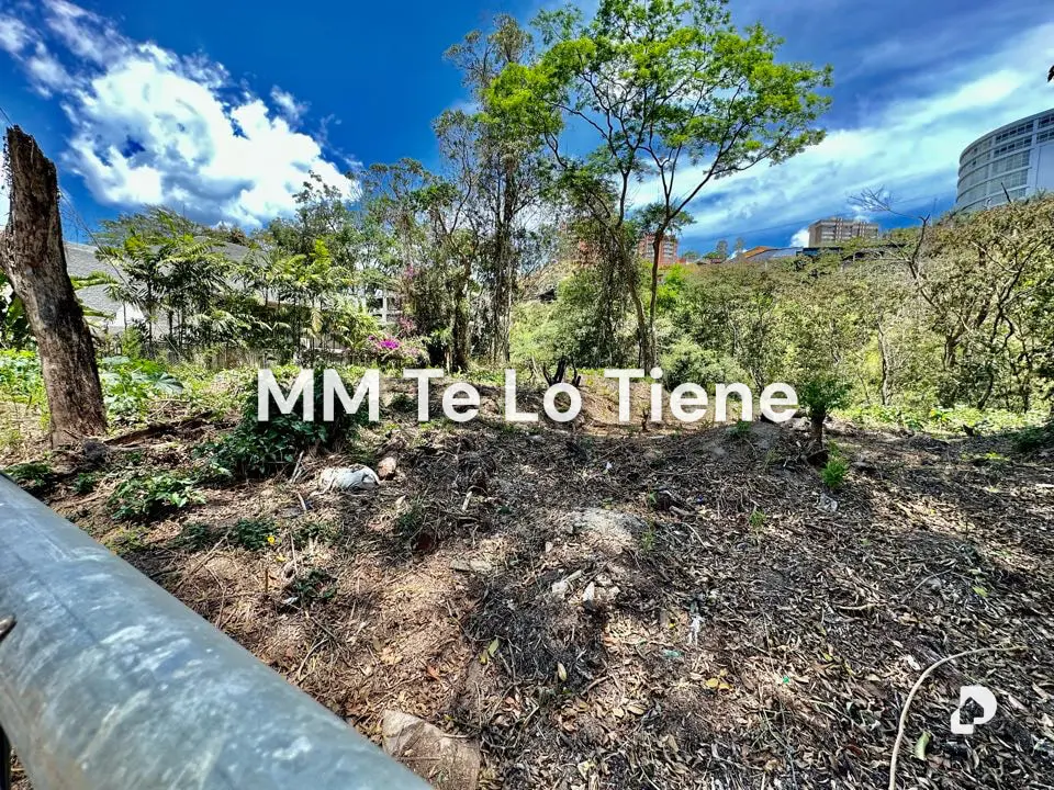 Terreno en Cerro Verde, Caracas – 3