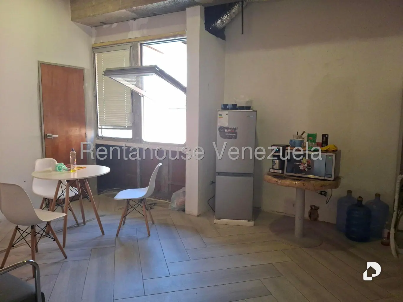 Oficina en El Rosal, Caracas – 12