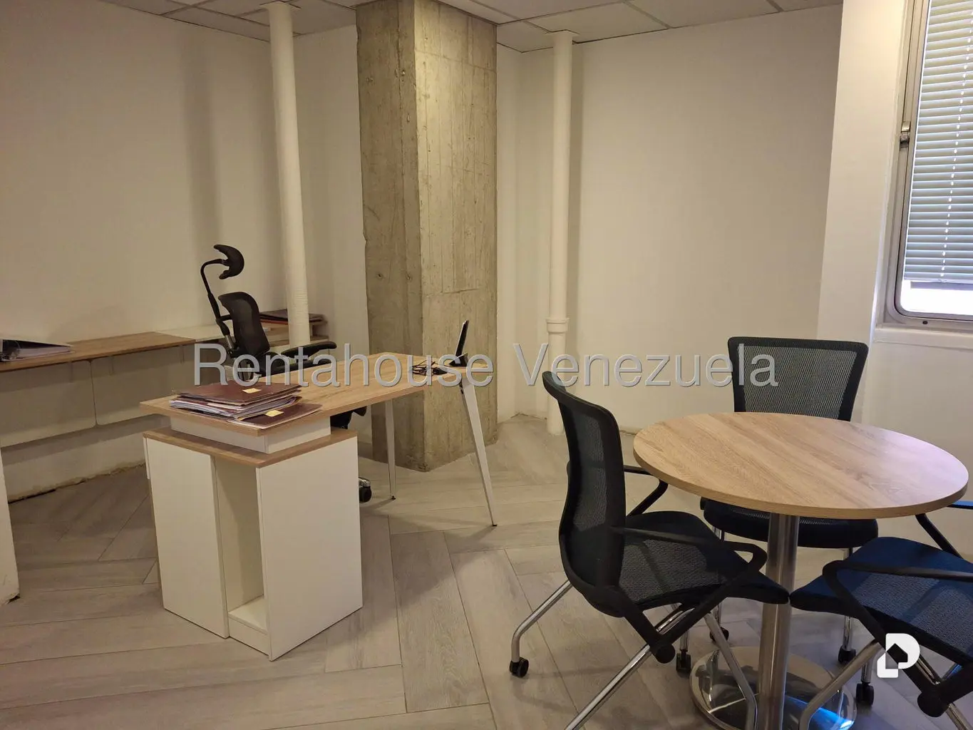Oficina en El Rosal, Caracas – 19