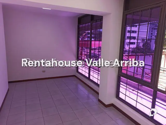 Local comercial en Las Acacias, Caracas – 8