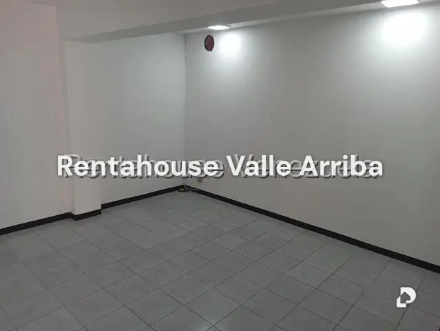Local comercial en Las Acacias, Caracas – 11