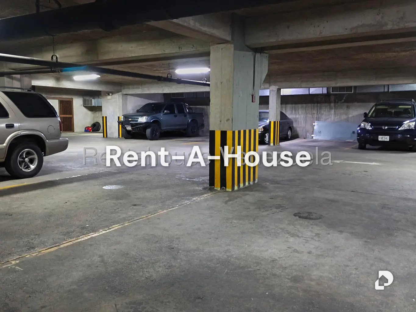 Apartamento en El Rosal, Caracas – 28