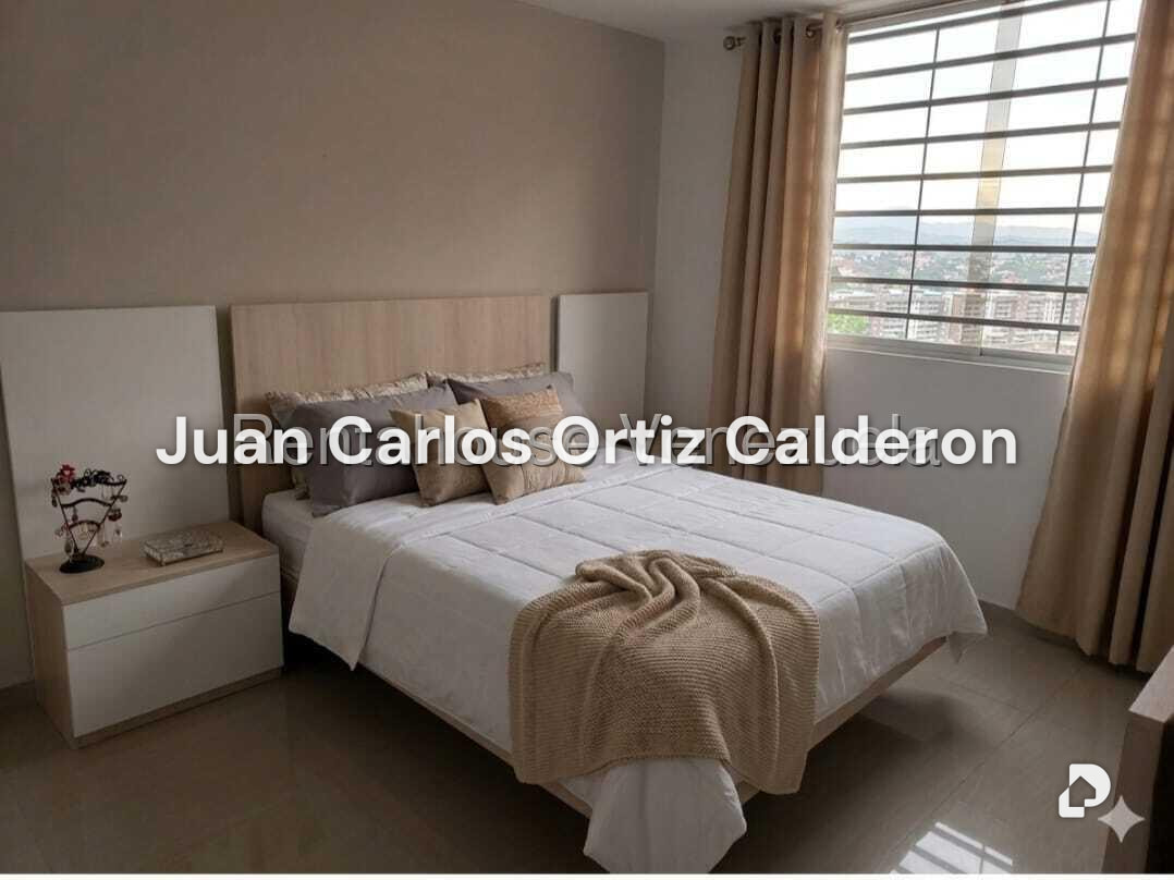 Apartamento en Colinas de La Tahona, Caracas